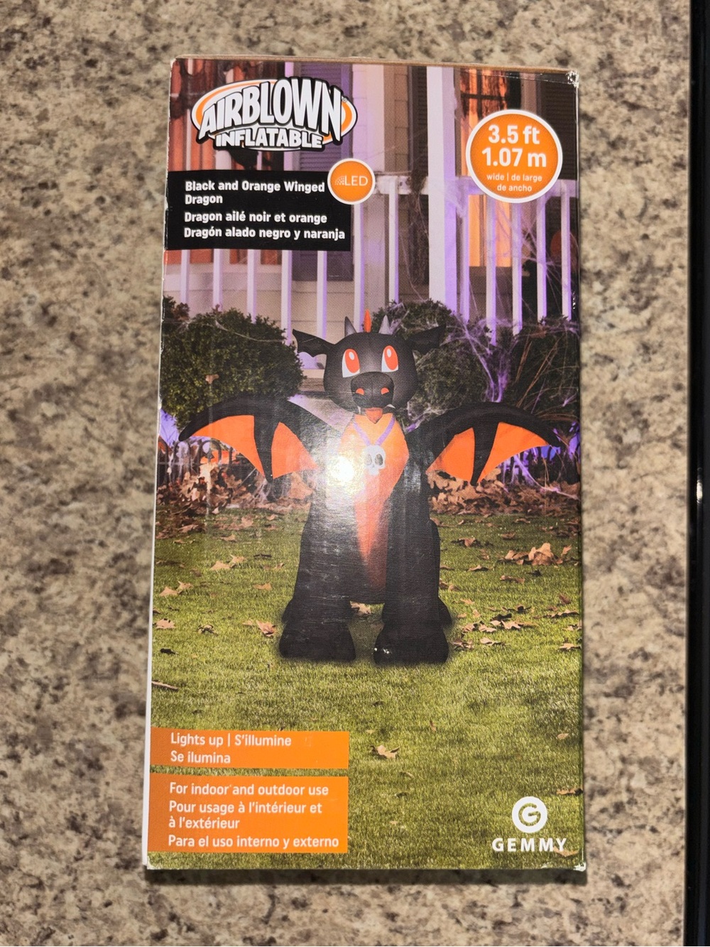 Inflatable light-up dragon